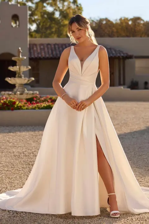 Ballina wedding gown at Bellissima Bridal