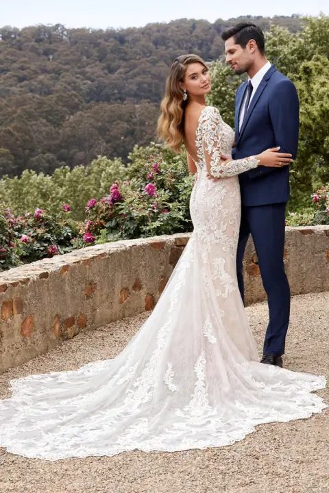 Charlotte Grace wedding gown at Bellissima Bridal