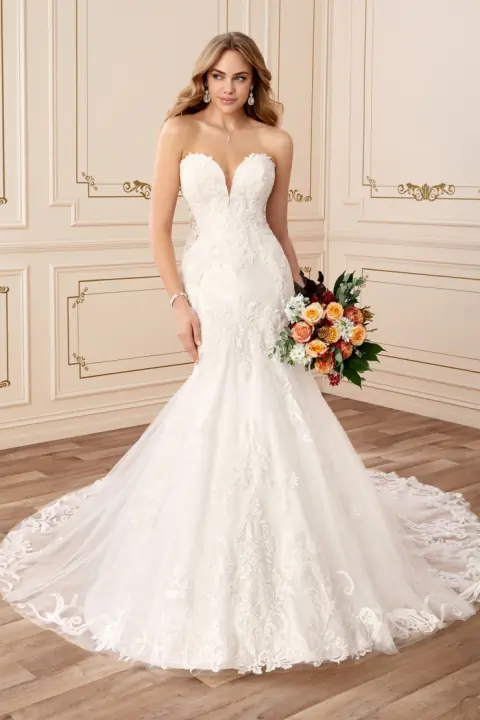 Orianna wedding gown at Bellissima Bridal