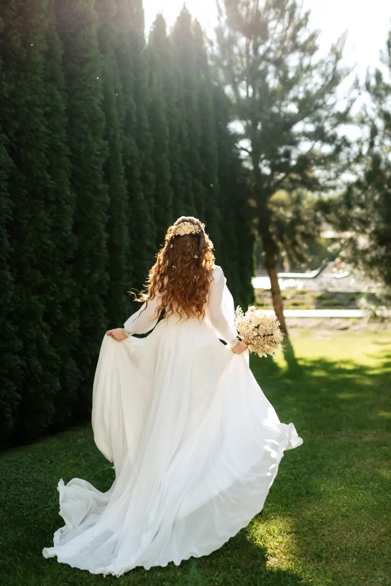 3 Reasons Why Comfort in Your Wedding Dress Is Crucial